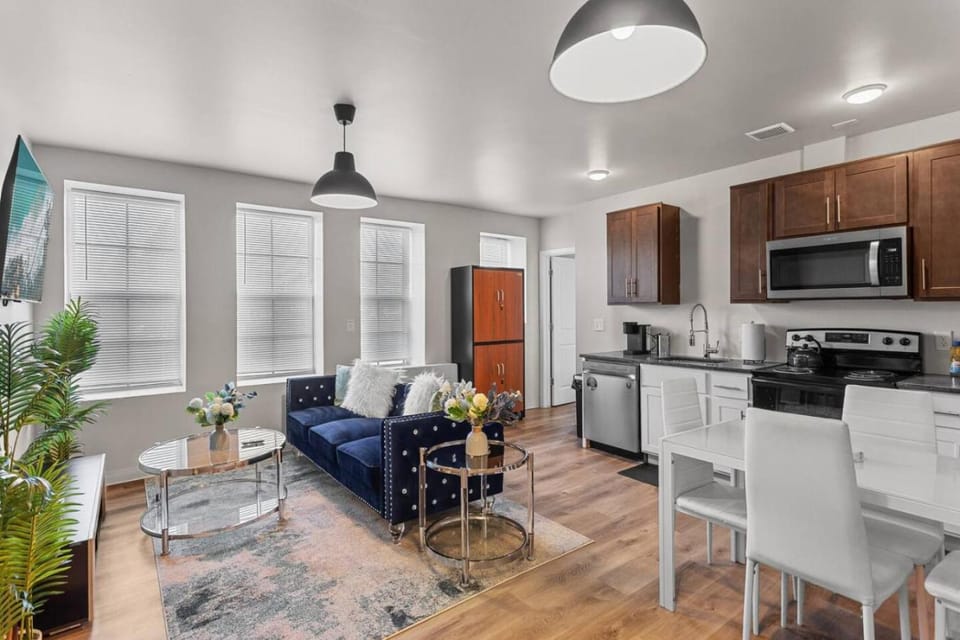 Classic 2BR Detroit's Sugar Hill Apartment in Detroit