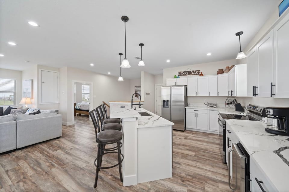 Coral Mountain House in Galveston Island