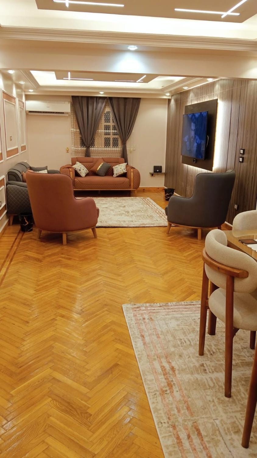 شقة مريحة مكيفه بالمهندسين باطلاله Apartment in Egypt