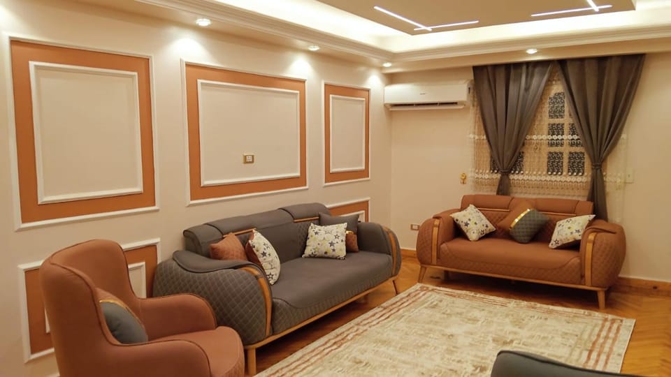 شقة مريحة مكيفه بالمهندسين باطلاله Apartment in Egypt
