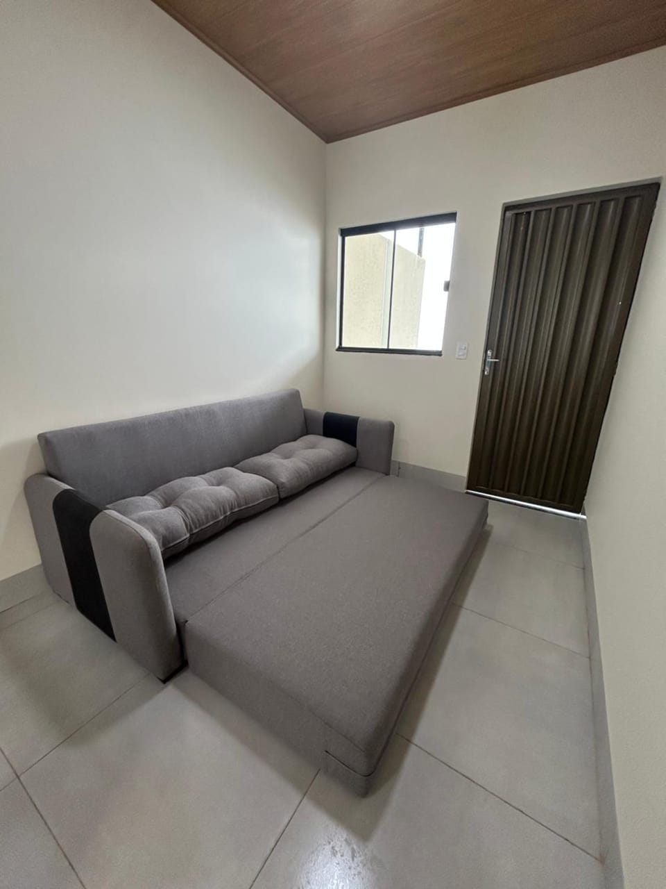 Espaço completo com garagem, estrutura e móveis novos! Apartment in State of Mato Grosso, Brazil