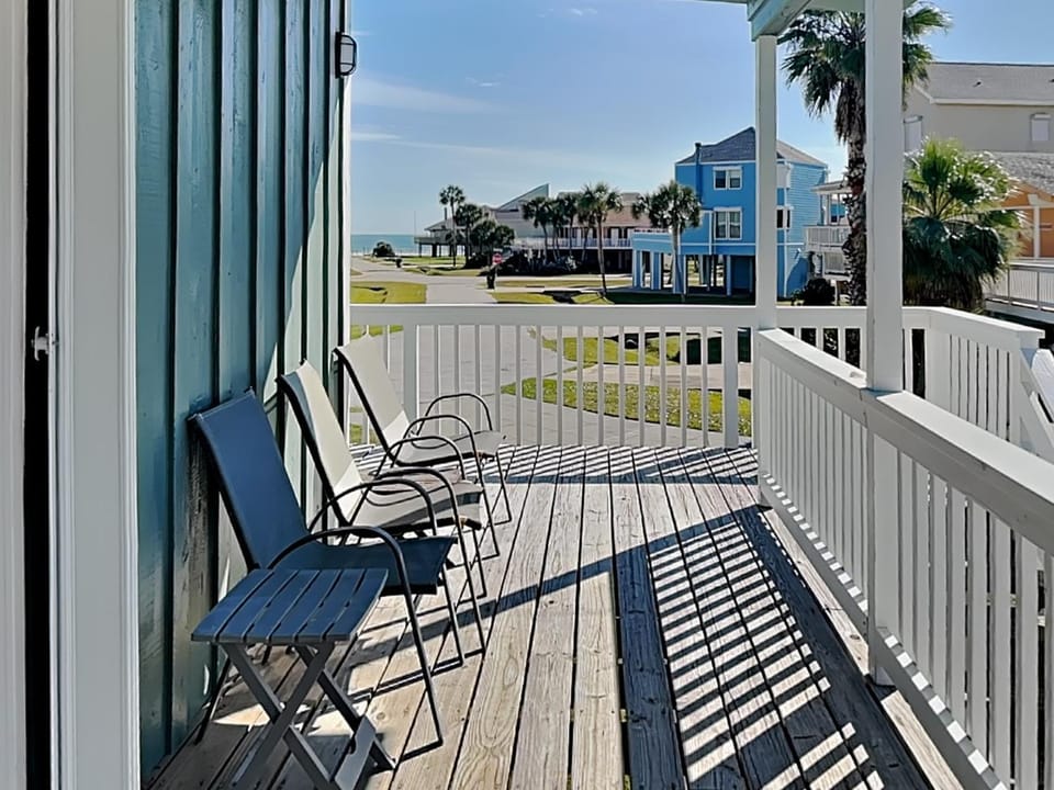 Balcony/Terrace, Seating area, Beach