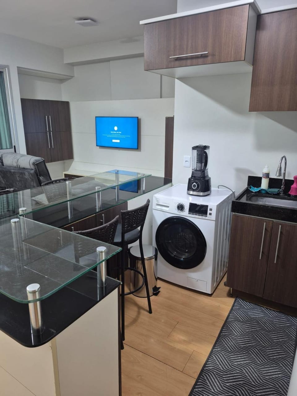 TV and multimedia, Kitchen or kitchenette, Dining area