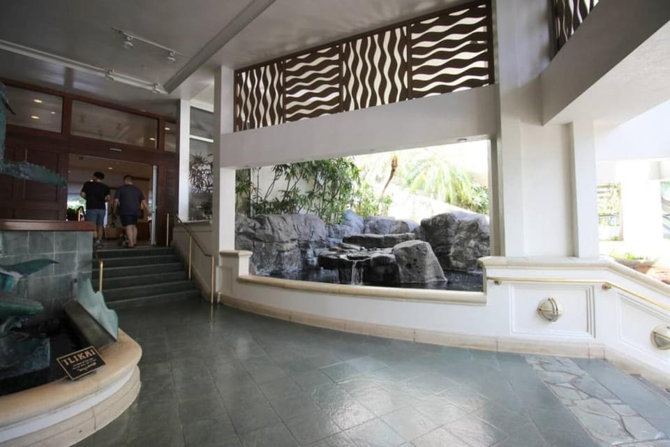 Waikiki - Resort amenities, walk to the beach! Apartment in Honolulu