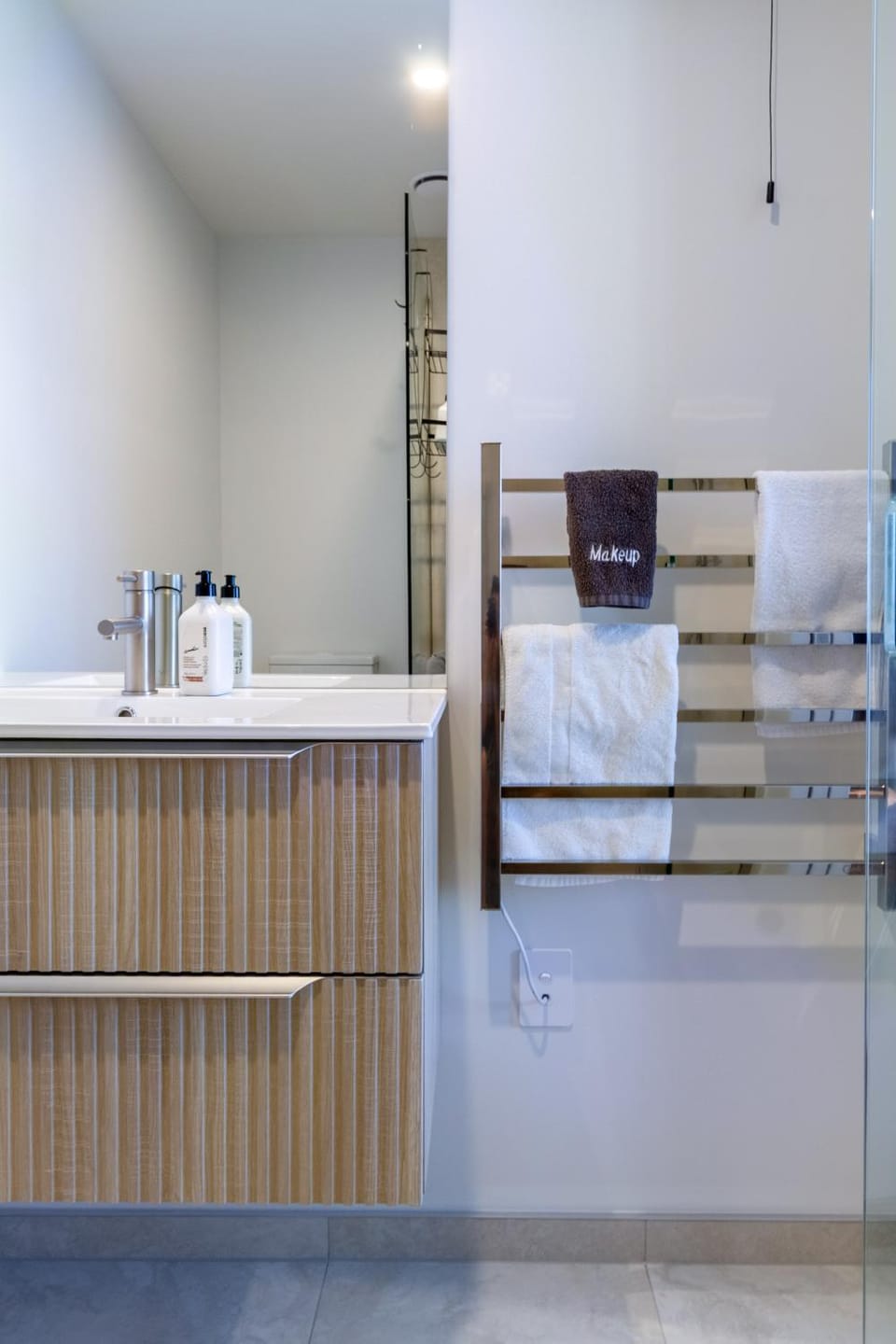 Bathroom, towels