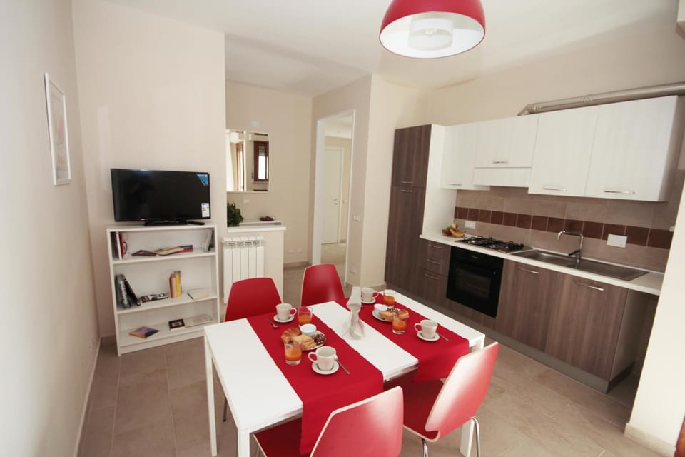 Communal lounge/ TV room, Communal kitchen
