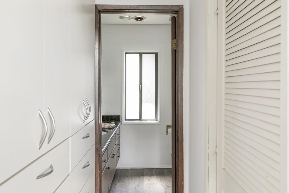 Lakeside Comfort condo Apartment in Lake Arrowhead
