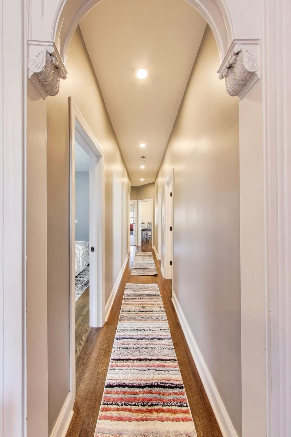 Edgewater Andersonville-area Apt Close to Loyola Lake EZ Parking Apartment in Chicago