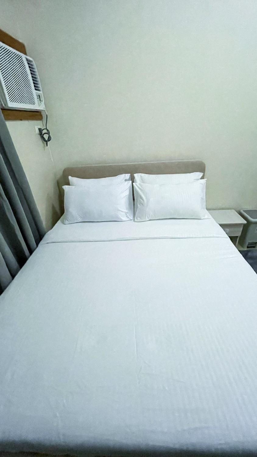 C Skyvibe Studio Apartment in Iloilo City