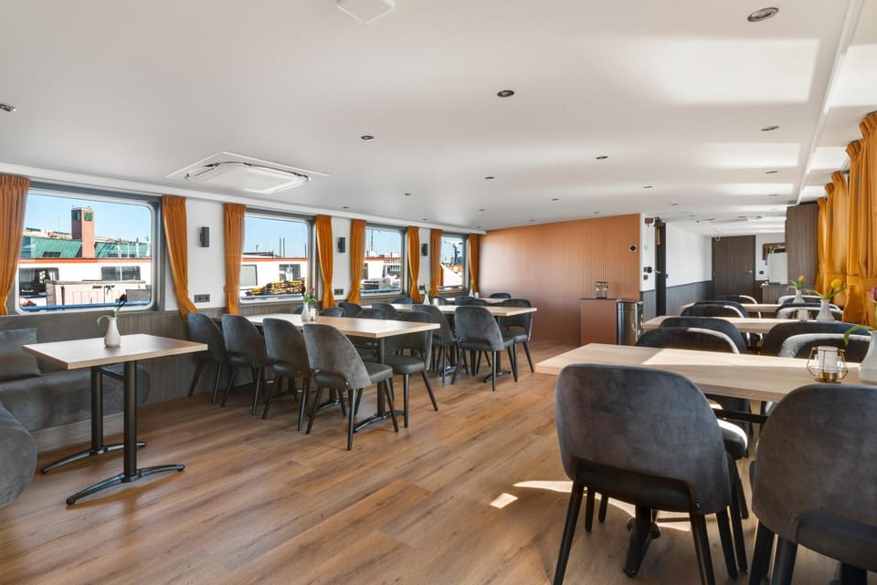 Restaurant/places to eat, Banquet/Function facilities