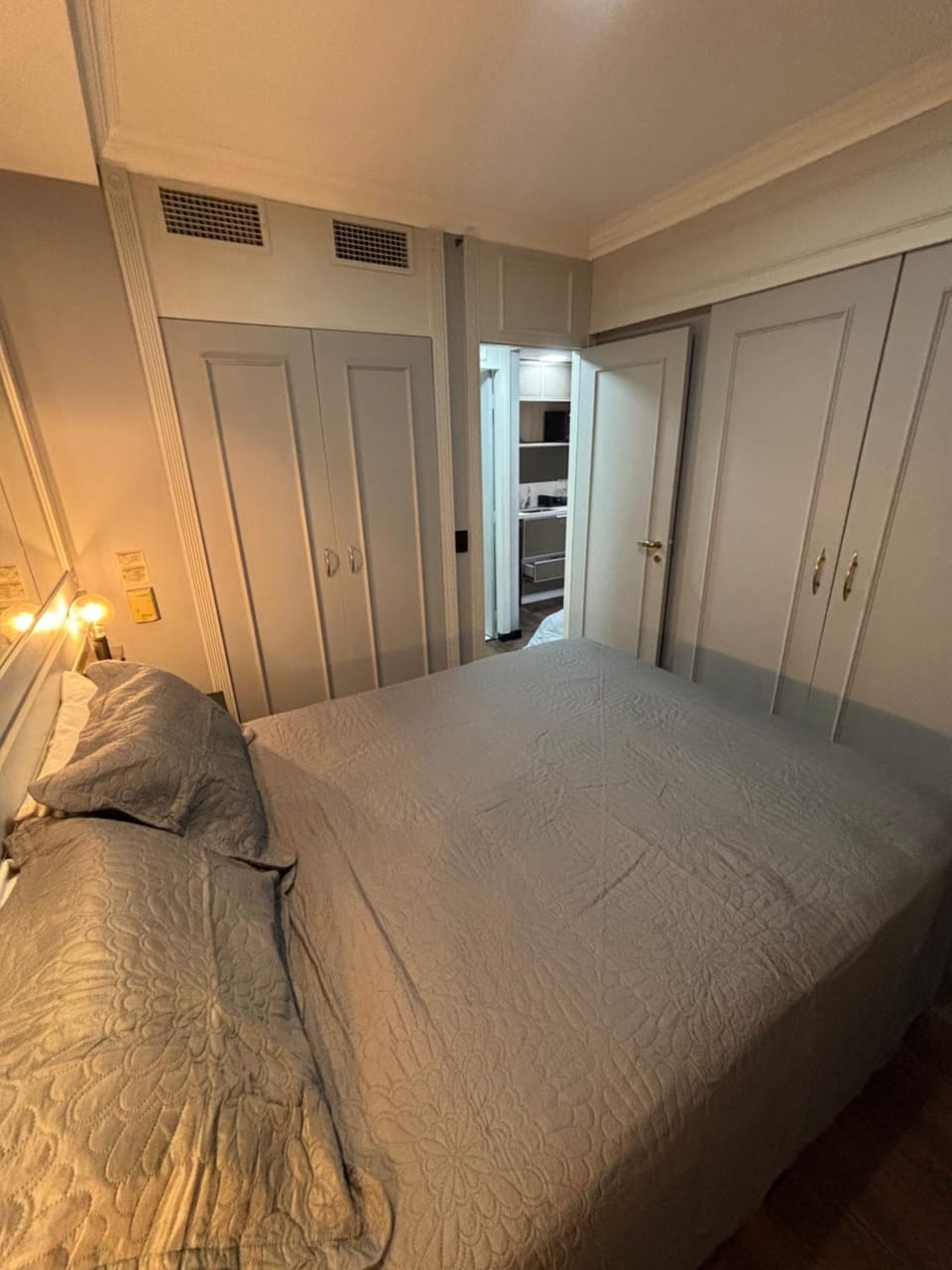 Hotel S World Luxuoso Vila Olimpia Itaim com Jacuzzi e Piscina 2512 Apartment hotel in Sao Paulo City