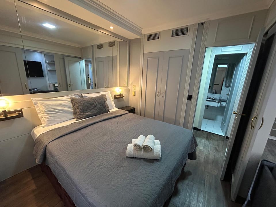 Hotel S World Luxuoso Vila Olimpia Itaim com Jacuzzi e Piscina 2512 Apartment hotel in Sao Paulo City