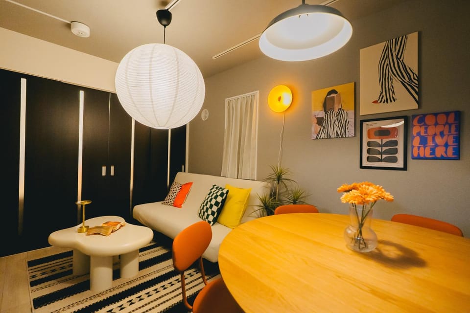 Living room, Seating area, Dining area
