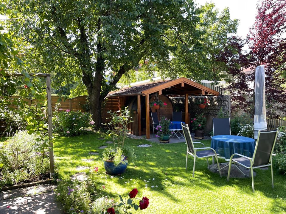 Patio, Garden, Seating area