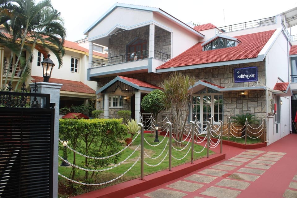 Property building, Garden