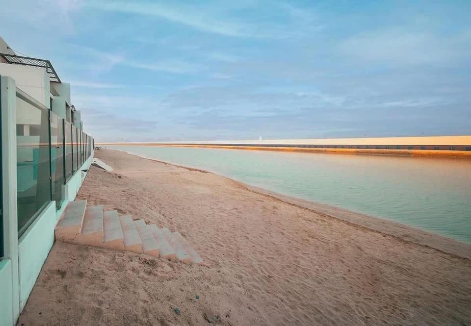 Luxury Villa overlooking sea with private pool Villa in Sharjah