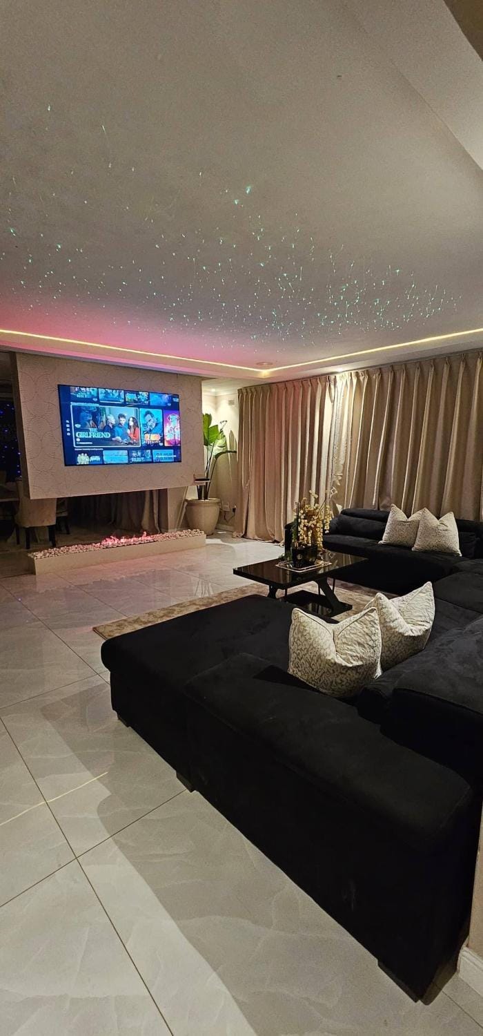 Villa De Luna in Avondale, Lomagundi Road House in Harare