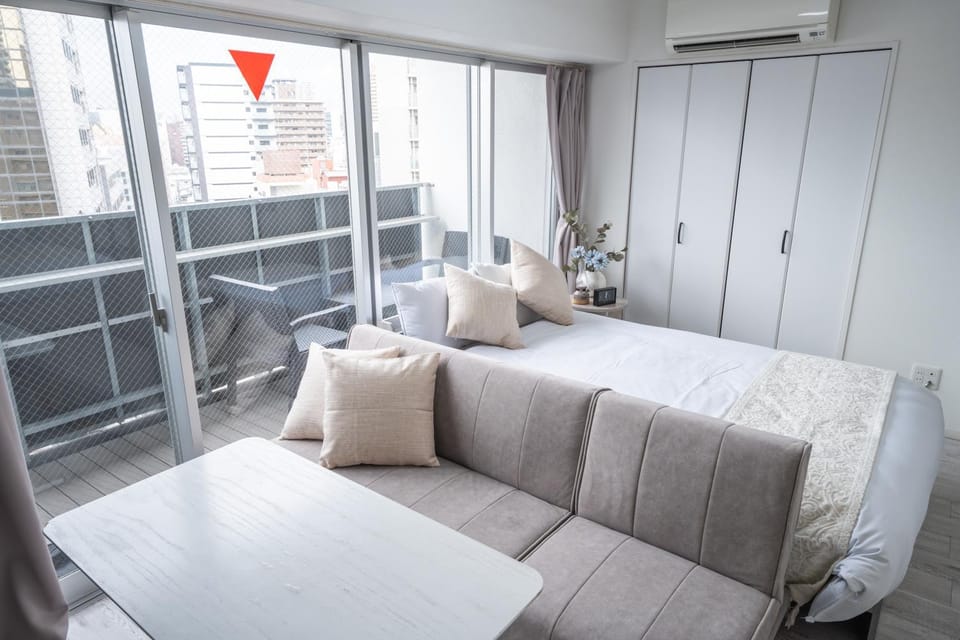 Bed, Living room, Photo of the whole room, Bedroom, air conditioner