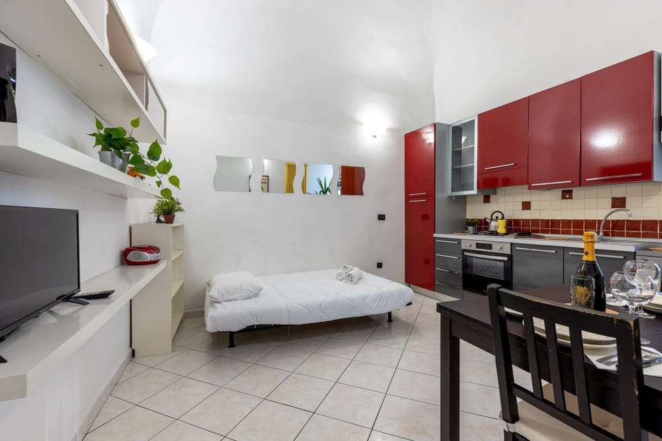 Bed, Living room