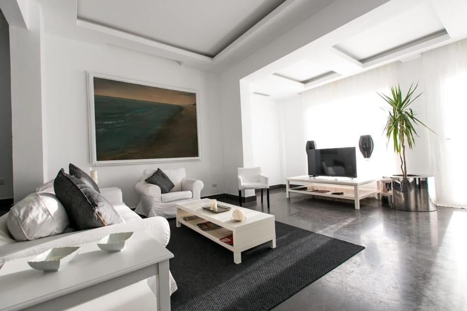 TV and multimedia, Living room, Seating area