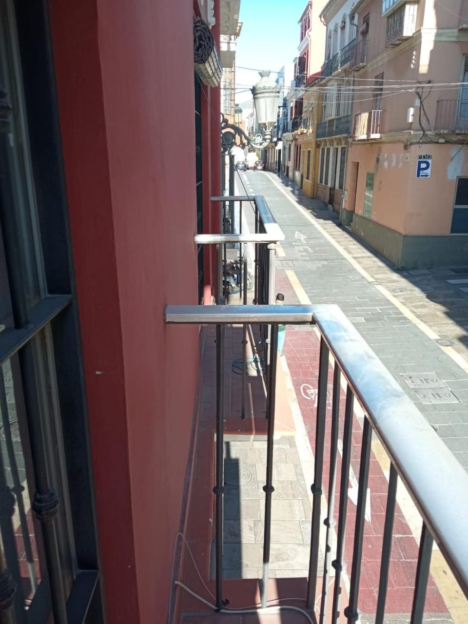 Balcony/Terrace, Street view