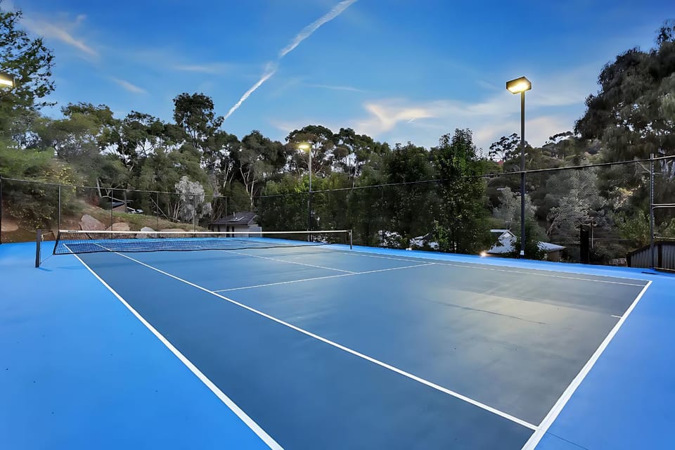 Tennis court