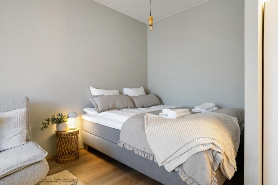 Arctic City Studio, private sauna By Lapland Host Apartment in Rovaniemi