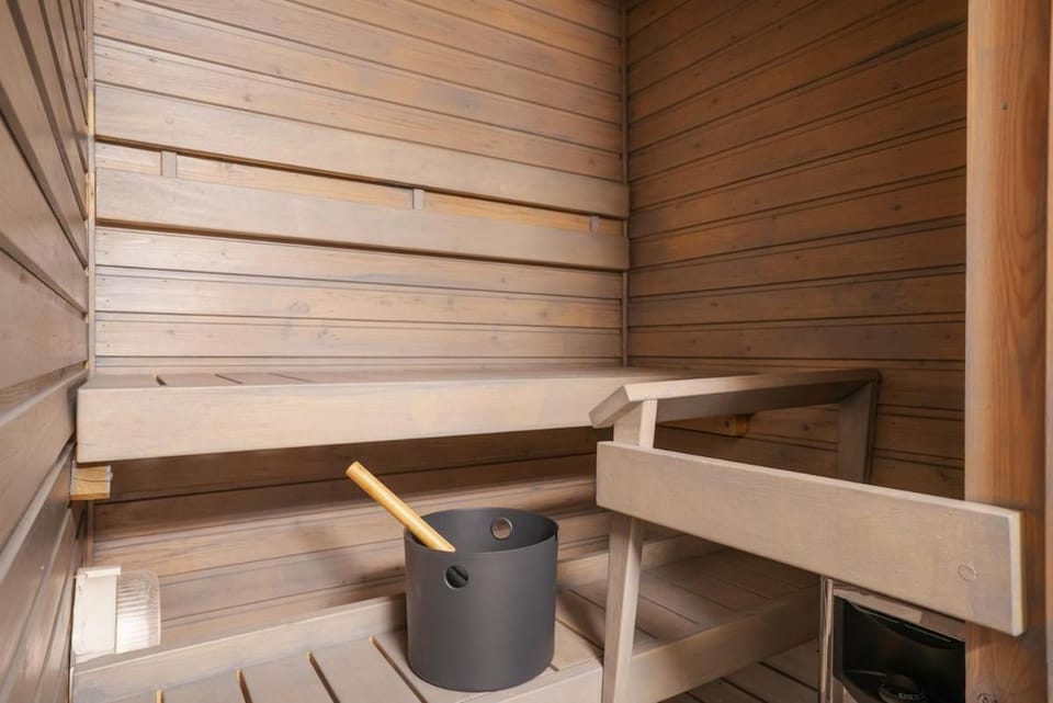 Arctic City Studio, private sauna By Lapland Host Apartment in Rovaniemi