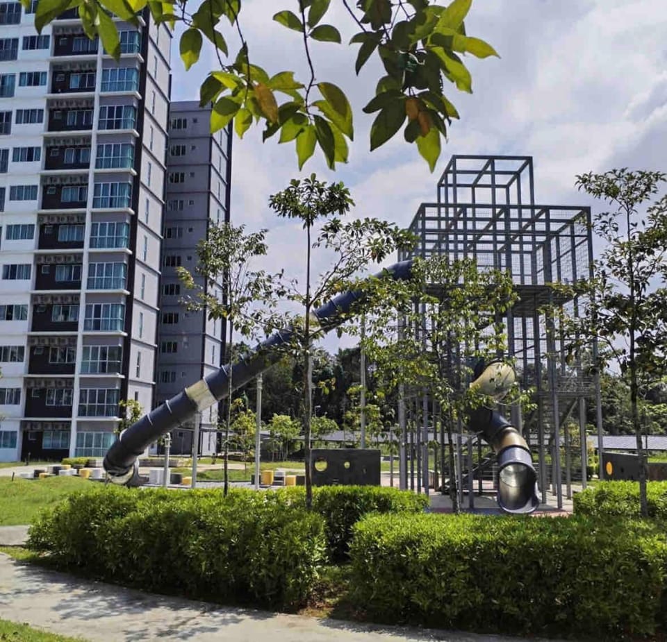 Home Near Kuching Airport & where Convenient at your Doorsteps Apartment in Kuching