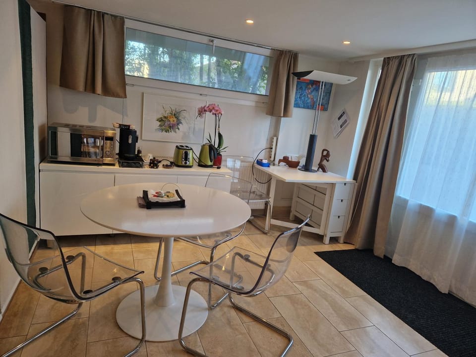 Property building, Dining area