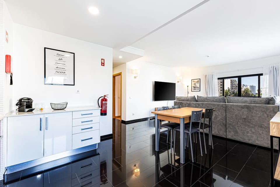Rocha Tower 3D - Sunset Apartment Beachside Apartment in Portimao