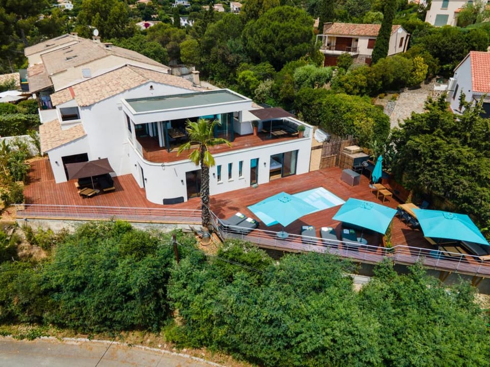 Chambre de luxe Croix Valmer Bed and Breakfast in La Croix-Valmer