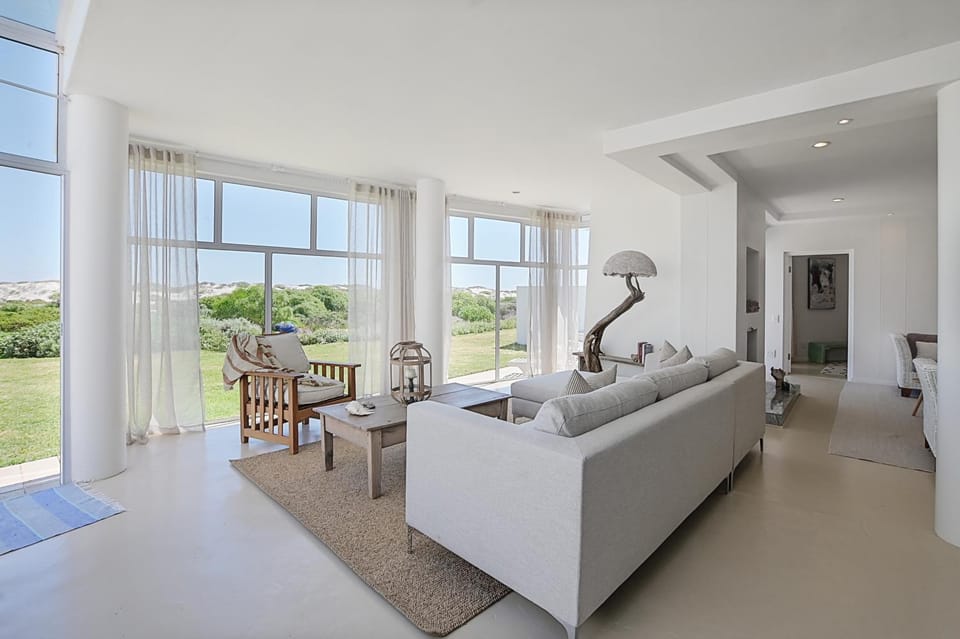 Natural landscape, Living room, Seating area, Garden view, Landmark view, Sea view