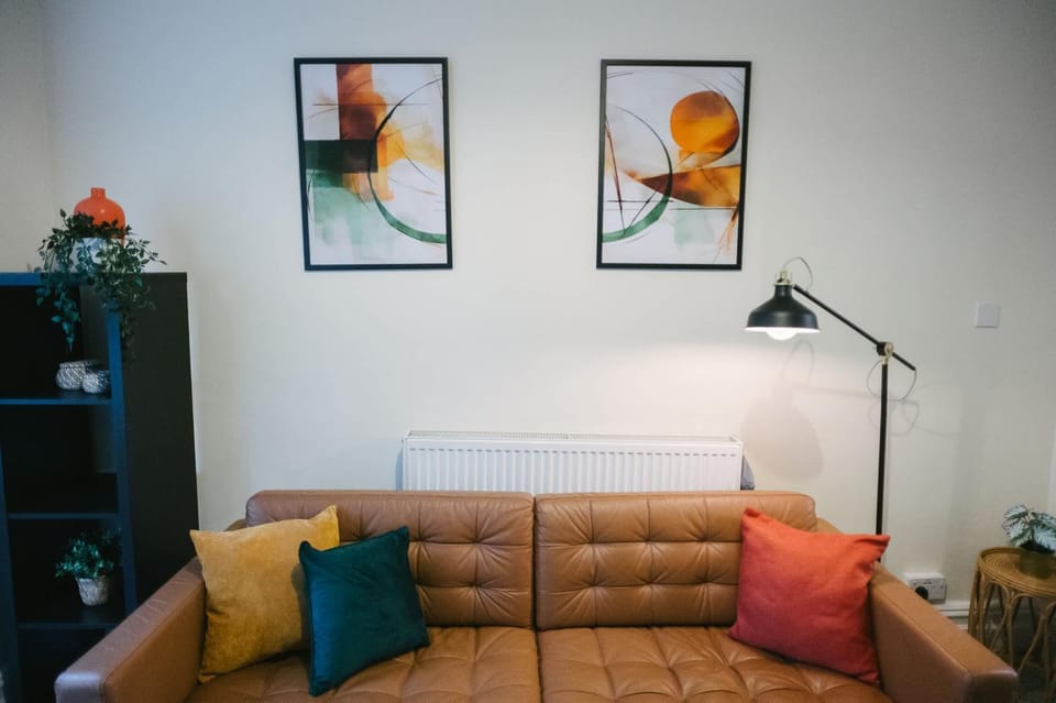 Living room, Decorative detail, Seating area