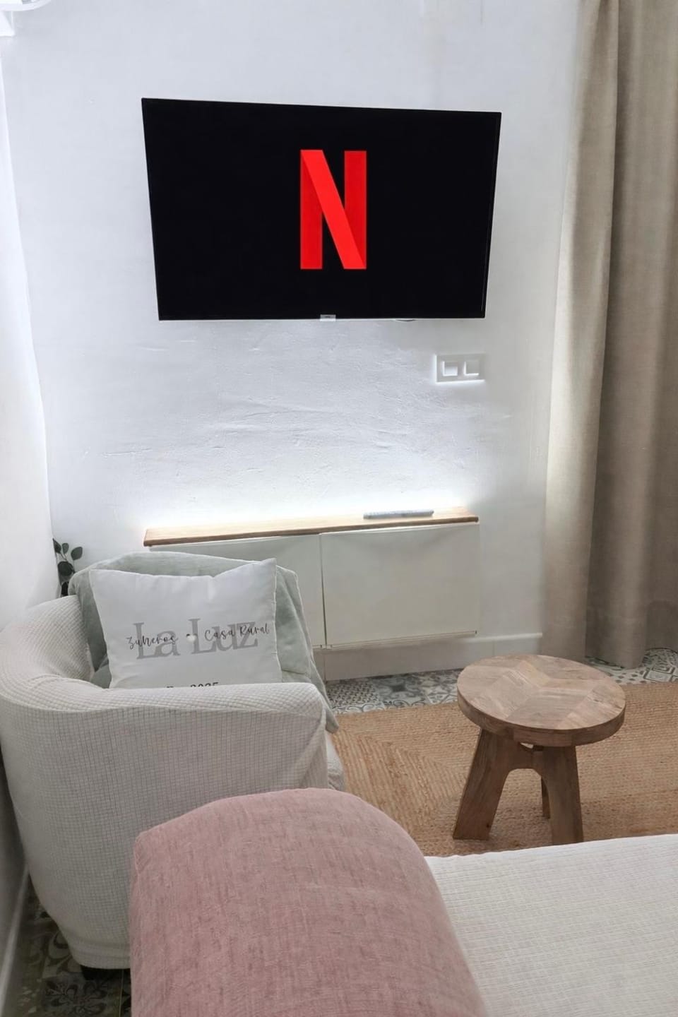Living room, Evening entertainment