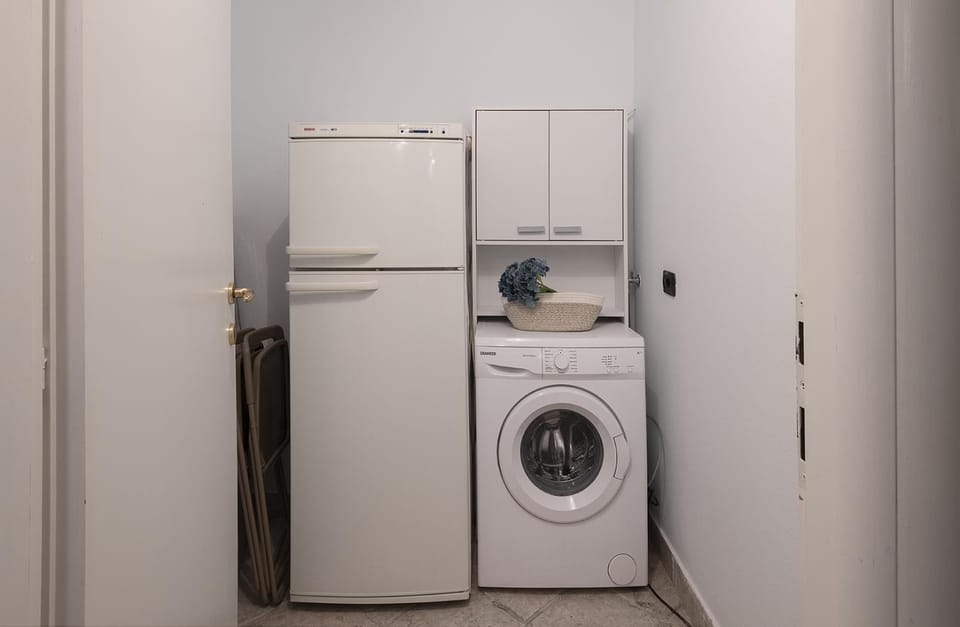laundry, washing machine
