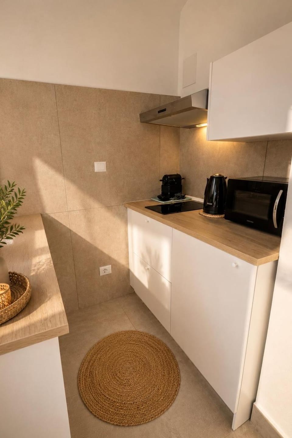 Centro Storico - Palazzo Manara - West Suite Apartment in Sanremo
