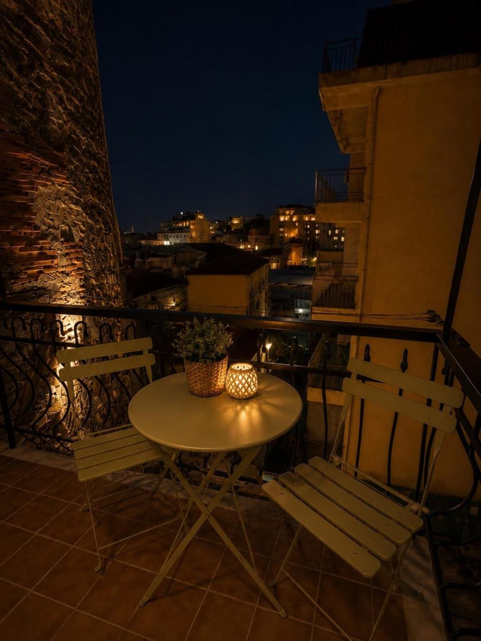 Centro Storico - Palazzo Manara - West Suite Apartment in Sanremo