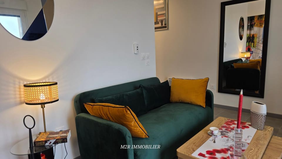 Appartement Cosy & Chaleureux Apartment in Noisy-le-Grand