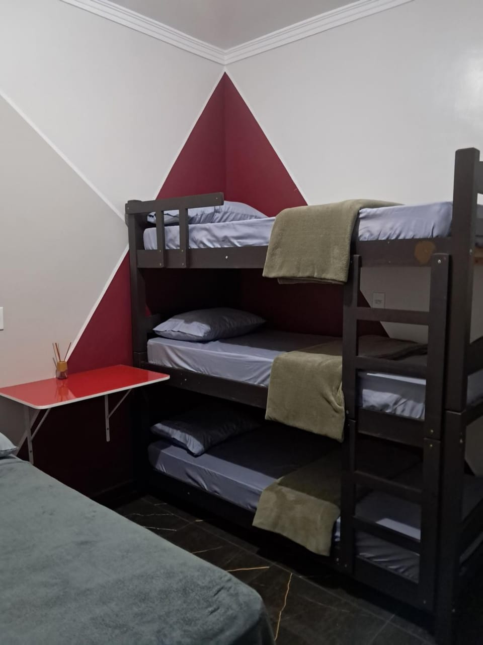 Quarto2 banheiro privativo externo Bed and Breakfast in Guarulhos