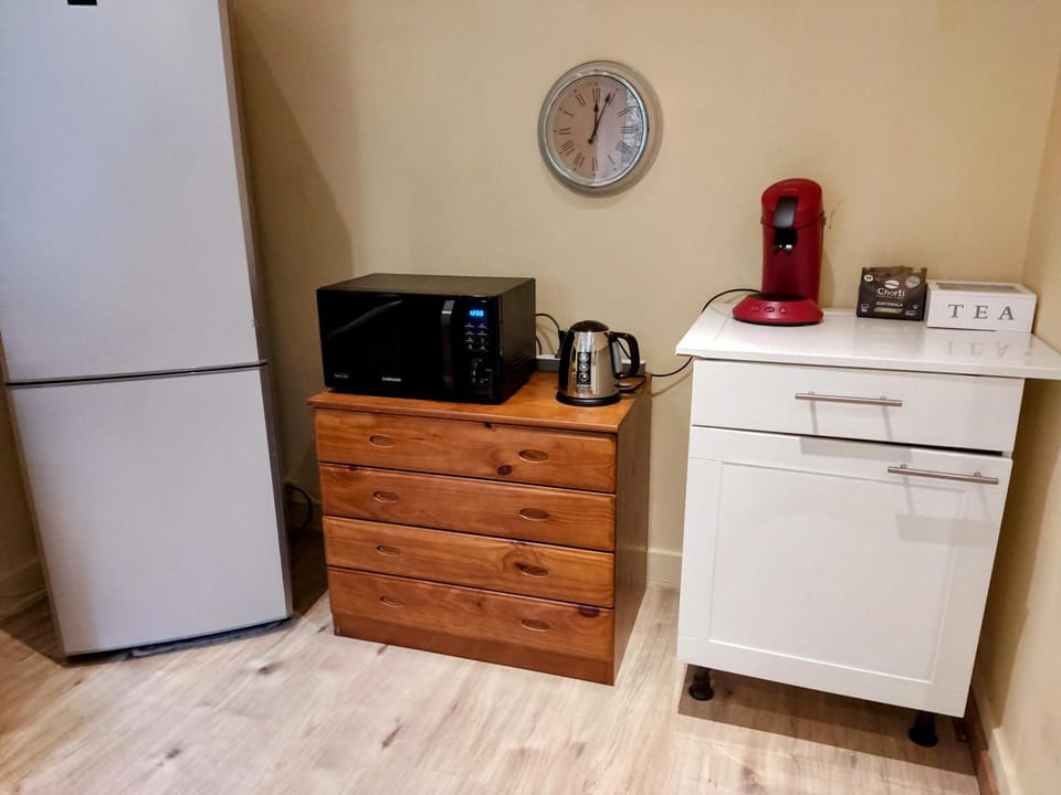 Coffee/tea facilities, Kitchen or kitchenette