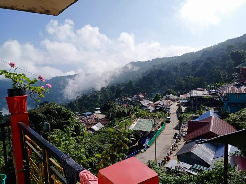Skylerr Hut Vacation rental in Maharashtra