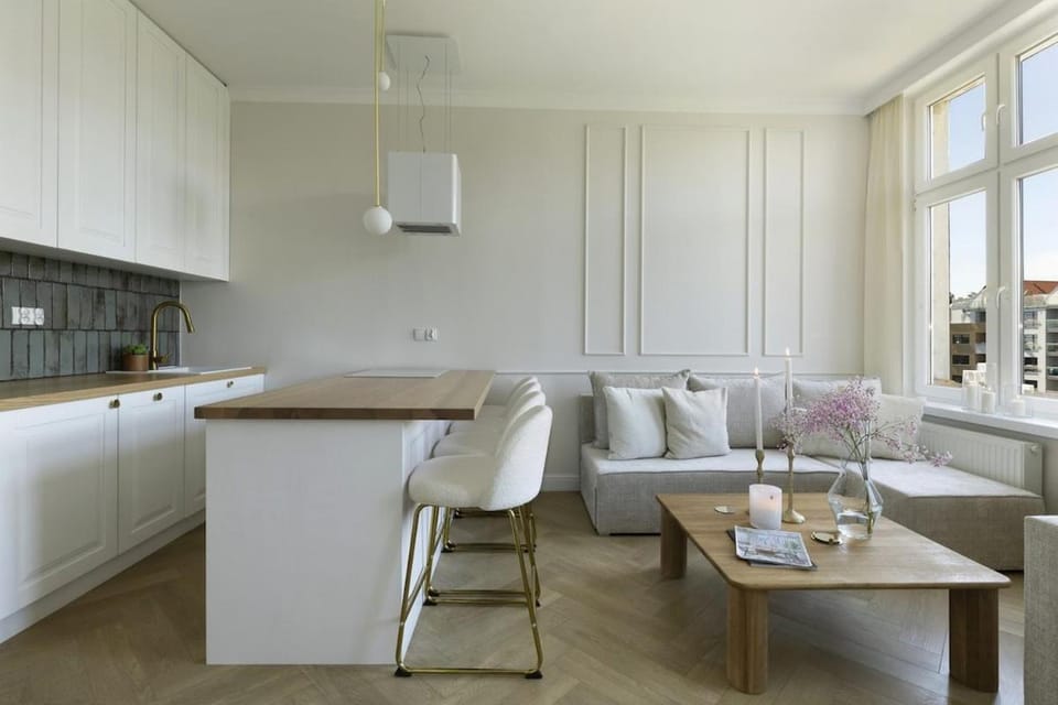 Kitchen or kitchenette, Living room, Dining area