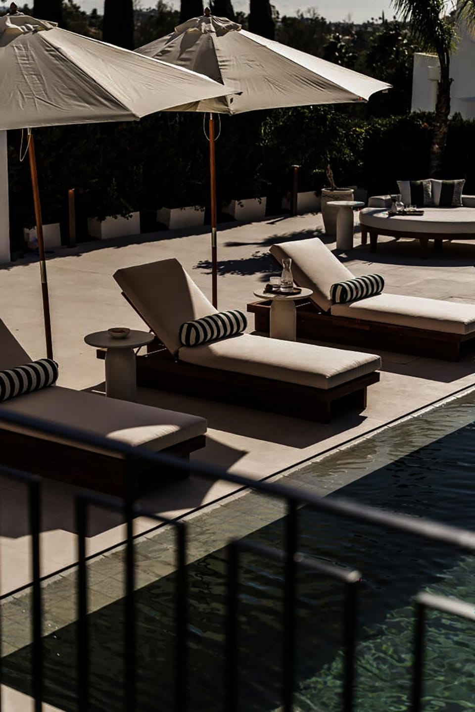 Day, Pool view, Swimming pool, sunbed