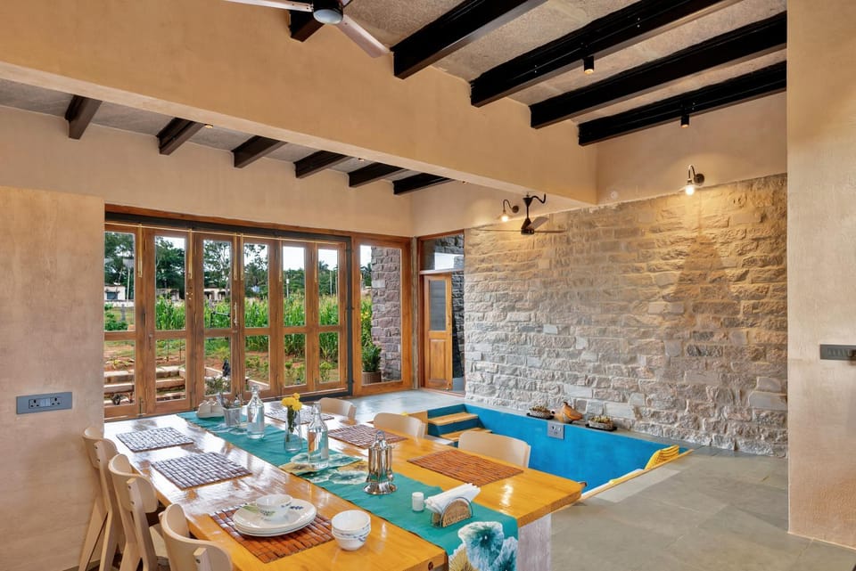 Food and drinks, Dining area