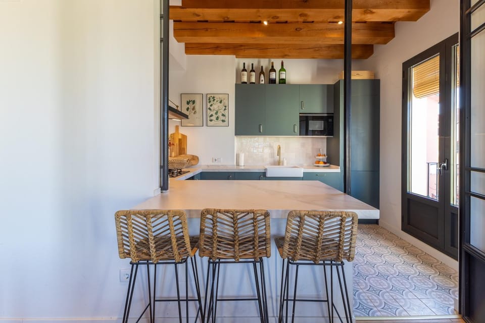 Property building, Kitchen or kitchenette, Living room