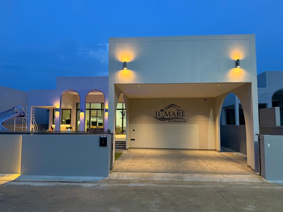 Property building, Night