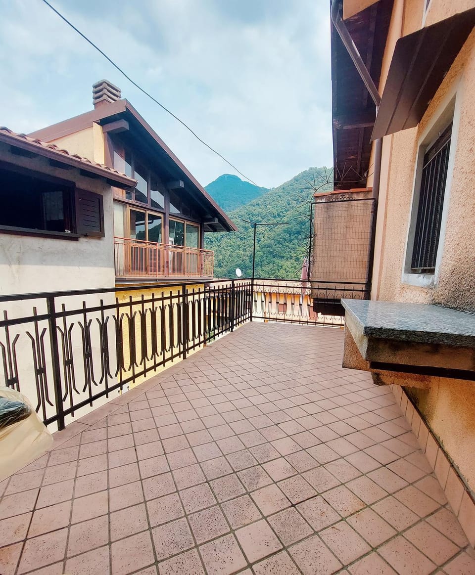 A beautifully furnished semi-detached house in Strozza, Bergamo House in Lombardy