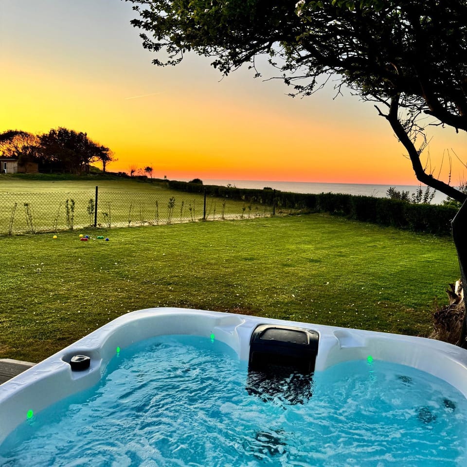 Hot Tub, Sea view, Sunset