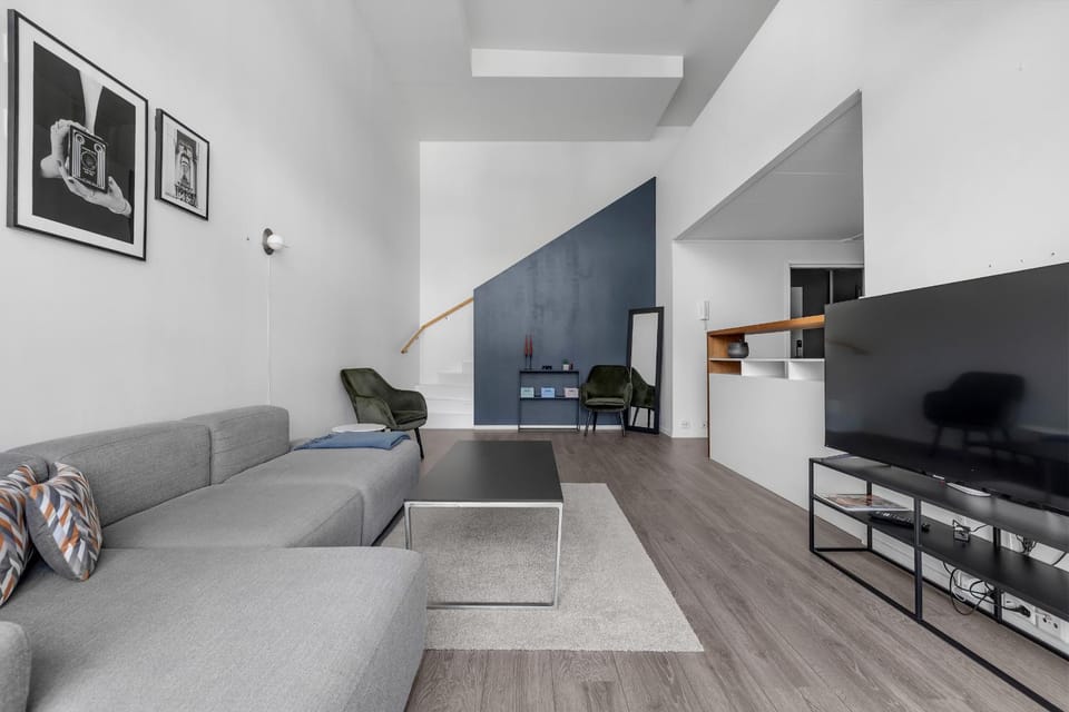 TV and multimedia, Living room, Seating area